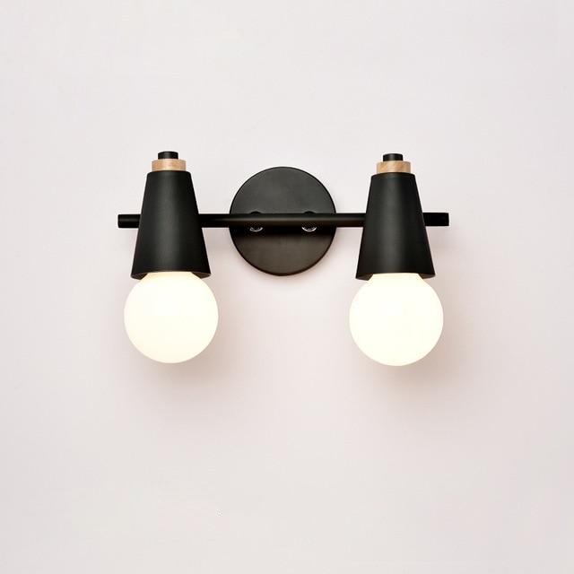 Novera Ari Wandlamp – Modern Metaal met Houten Accent, 2 of 3 Lichts