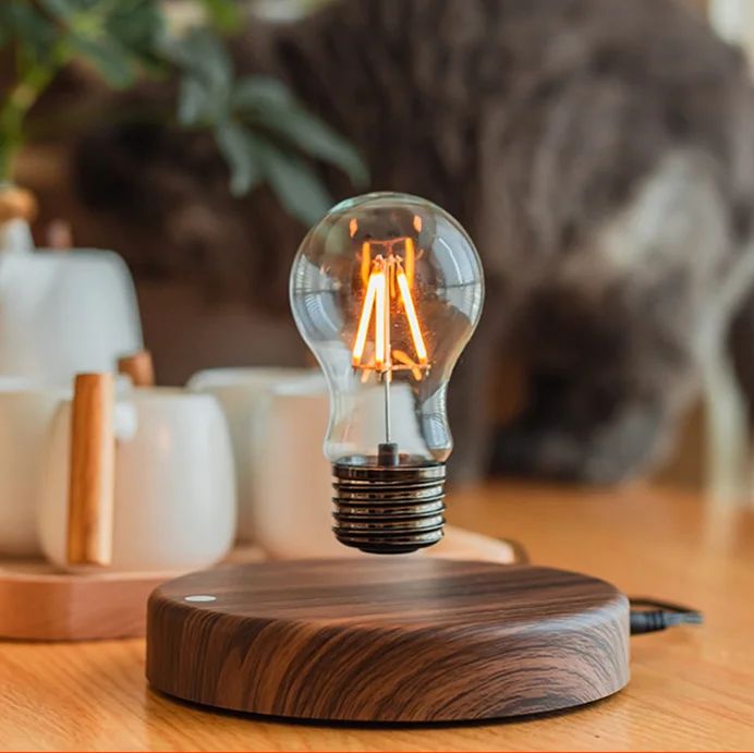 Leviosa Magnetische Levitatie LED Lamp – Dimbaar Design voor Thuis & Kantoor