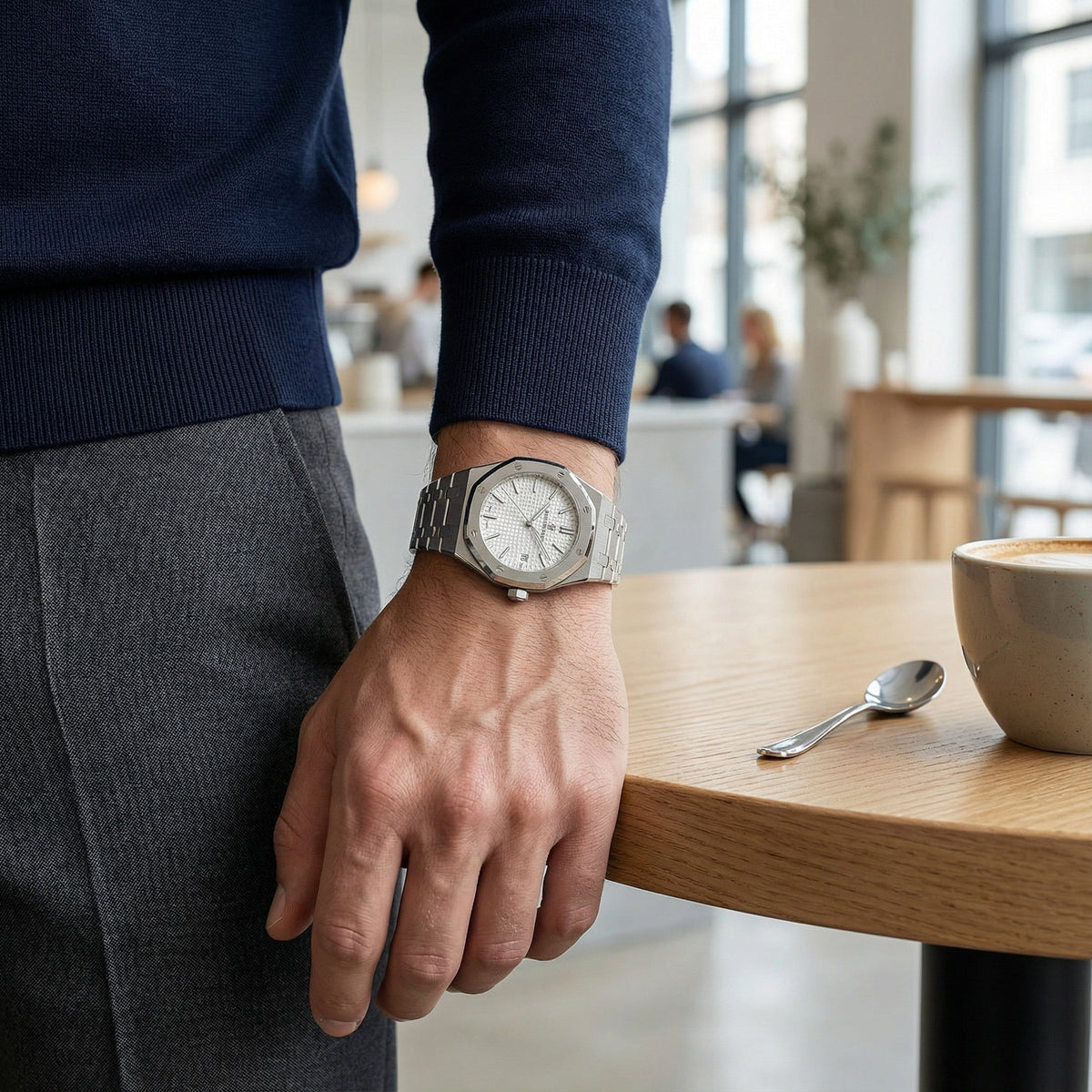 Herenhorloge – Saffierglas, Roestvrijstalen Kast & 5 ATM Waterdicht