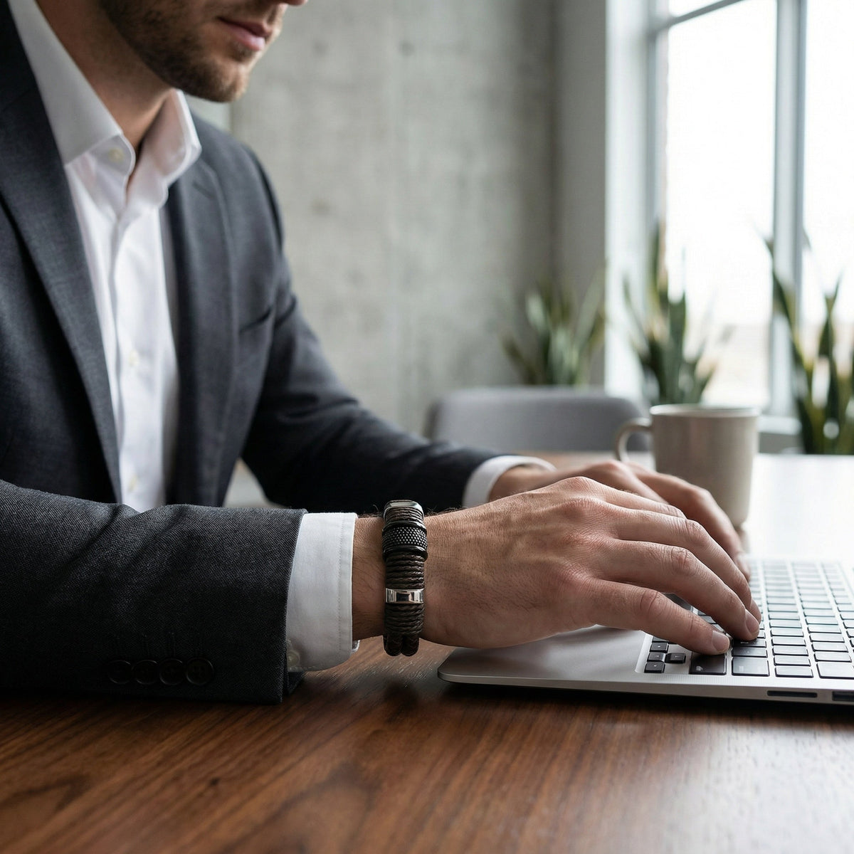 Leren Herenarmband – Stoer Meerlaags Gevlochten Ontwerp