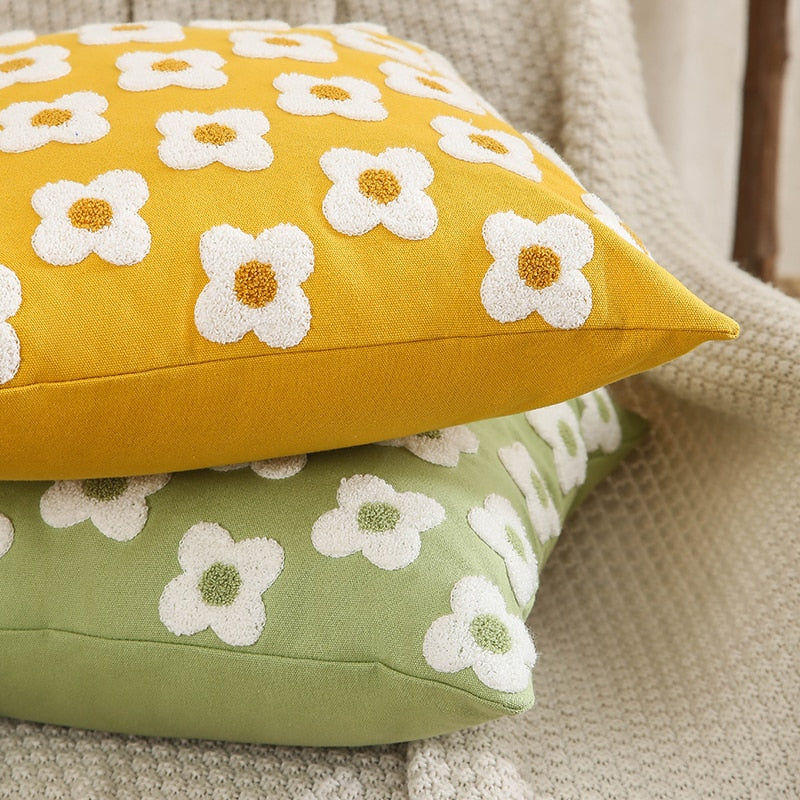 Floriva Daisy Kussenhoes – Geborduurd Katoen met Bloemenmotief in Meerdere Kleuren