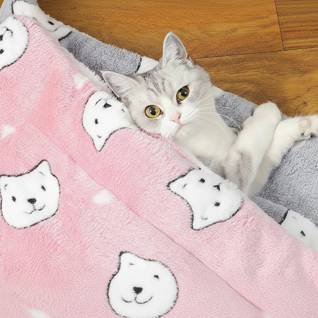 FLANNELPAW – Warm Flannel Sleeping Mat for Dogs & Cats Vestragear