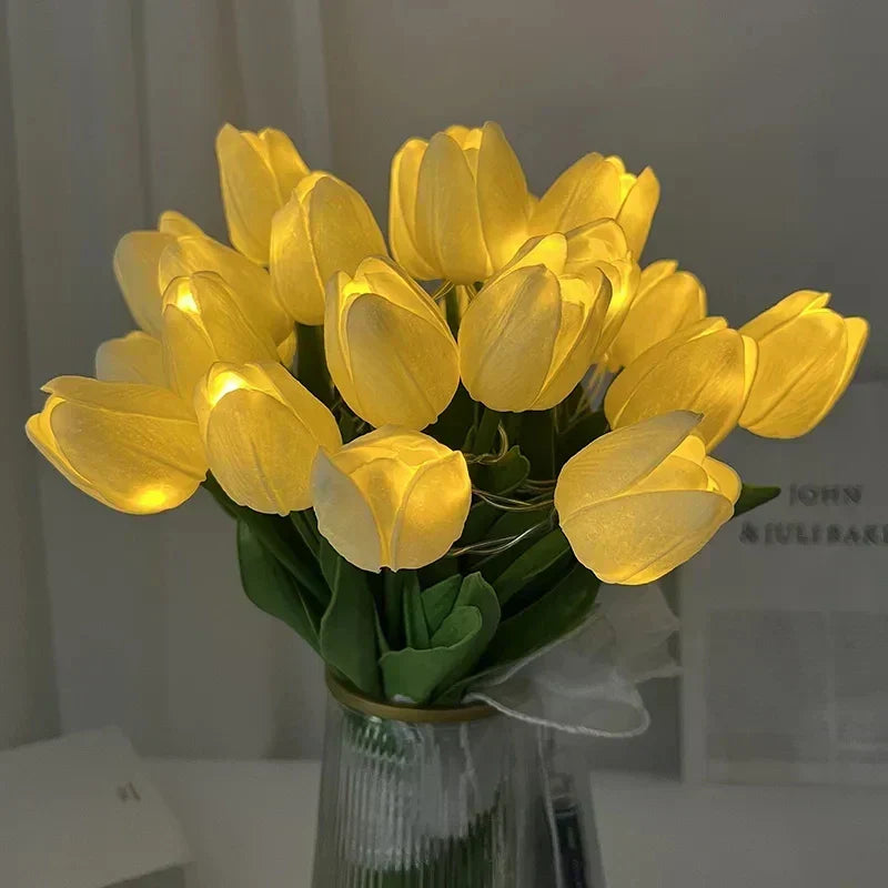 FloraShine – LED Tulpenlamp met Warm Licht – Draagbaar & Decoratief