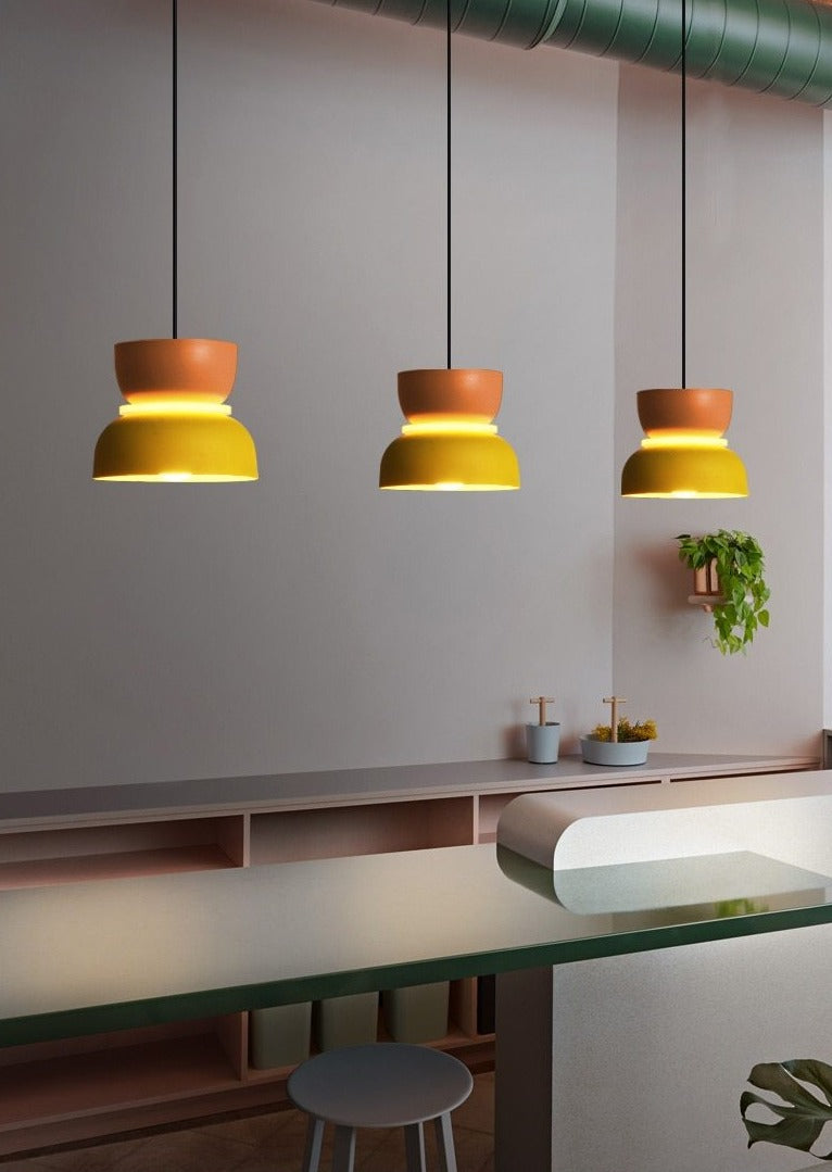 Lunora Saturn Halo Hanglamp – Modern Aluminium met Kleurrijk Accent