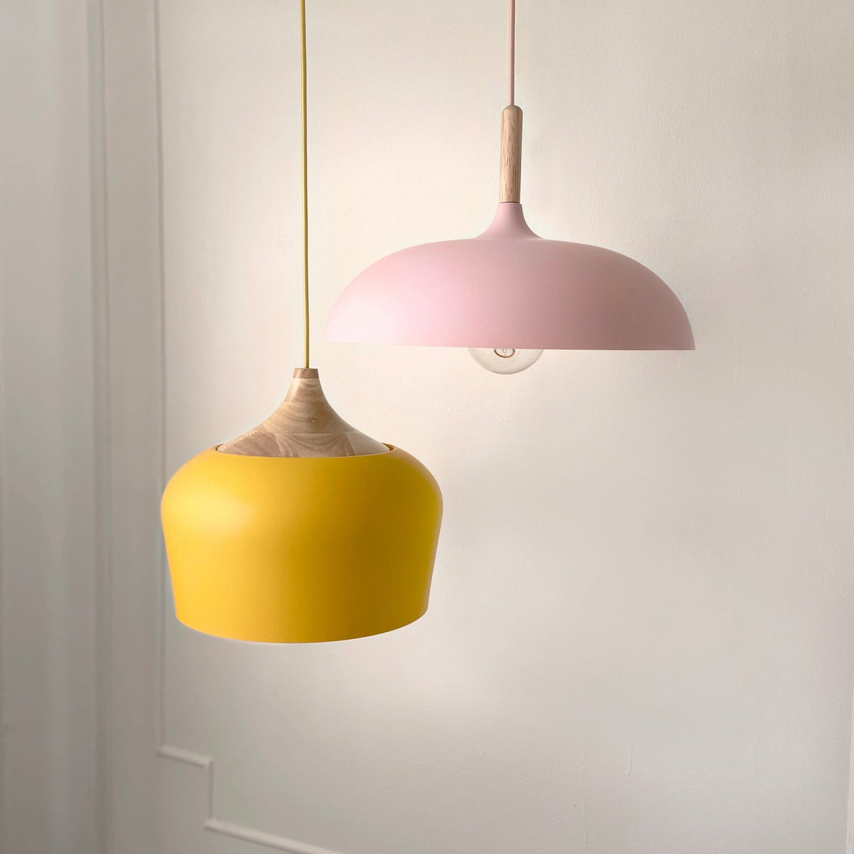 Coloria Pastel Hanglamp – Aluminium & Hout met Verstelbaar Snoer in Retro Design