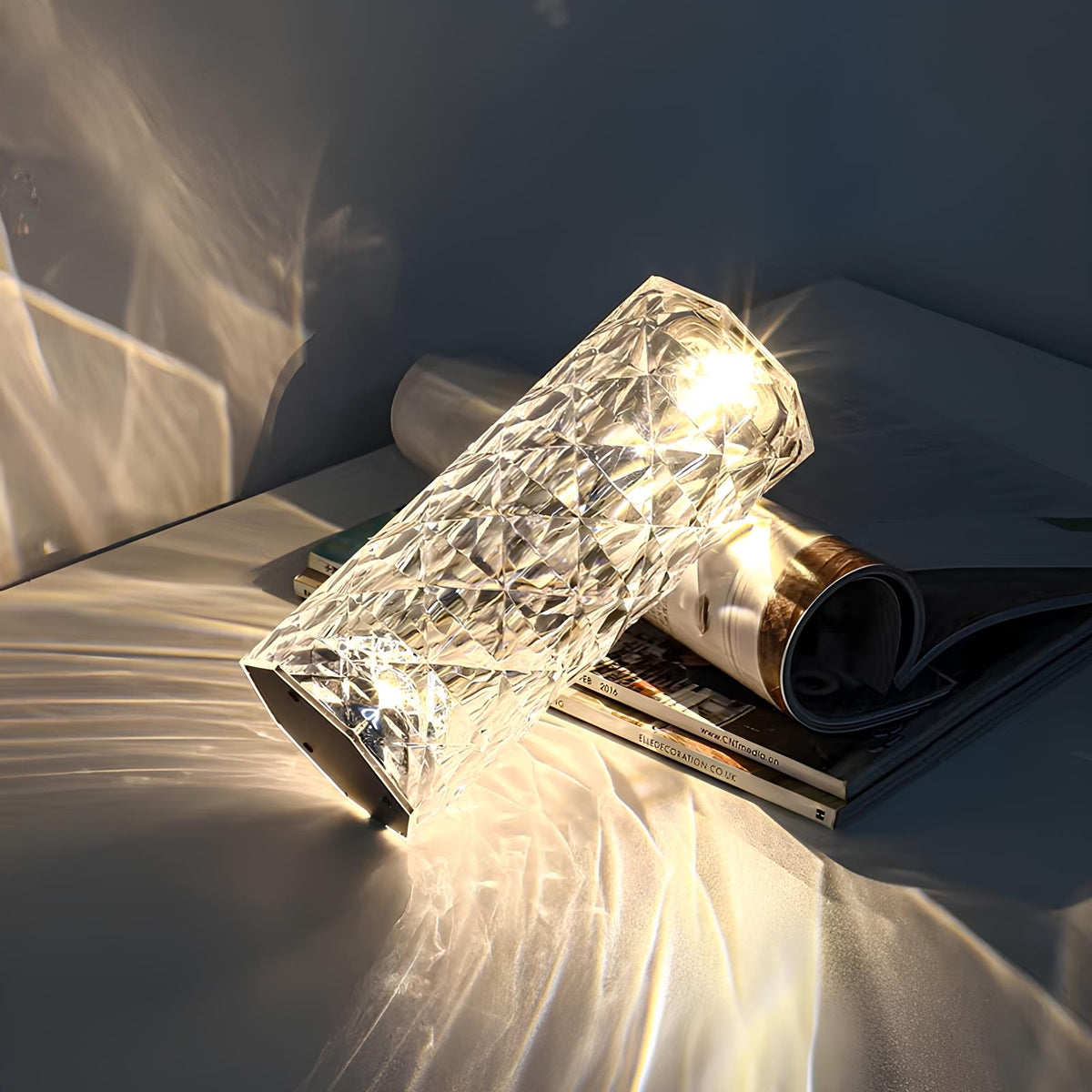 Aurora Kristallen Tafellamp – Dimbare oplaadbare LED lamp met 16 kleuren & touchbediening