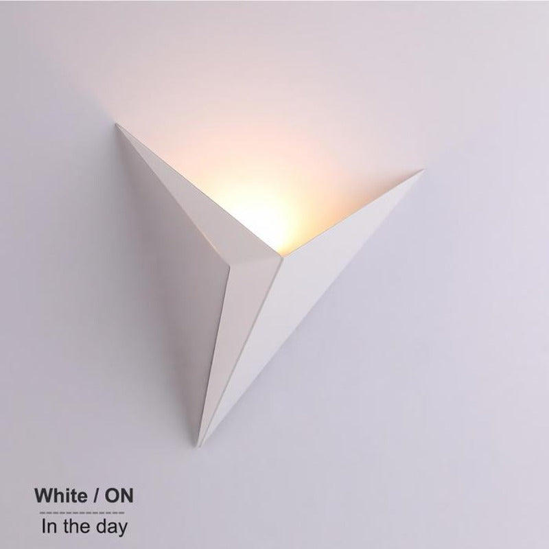 Origana Wandlamp – Modern Geometrisch Origami-Design met Warm of Koel LED-Licht
