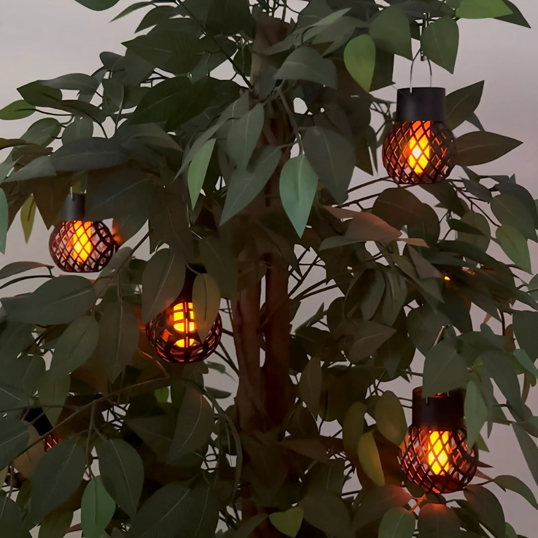 Solira – Hangende Lantaarn 4-Pack Zonne-energie & Vlameffect – Tuin & Balkon VestraGear