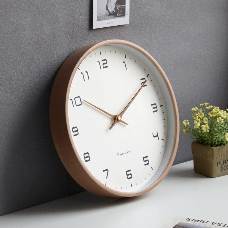 NordWood Wandklok – Houten Scandinavische Klok met Minimalistisch Design in Bruin en Crème