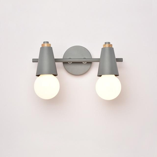 Novera Ari Wandlamp – Modern Metaal met Houten Accent, 2 of 3 Lichts