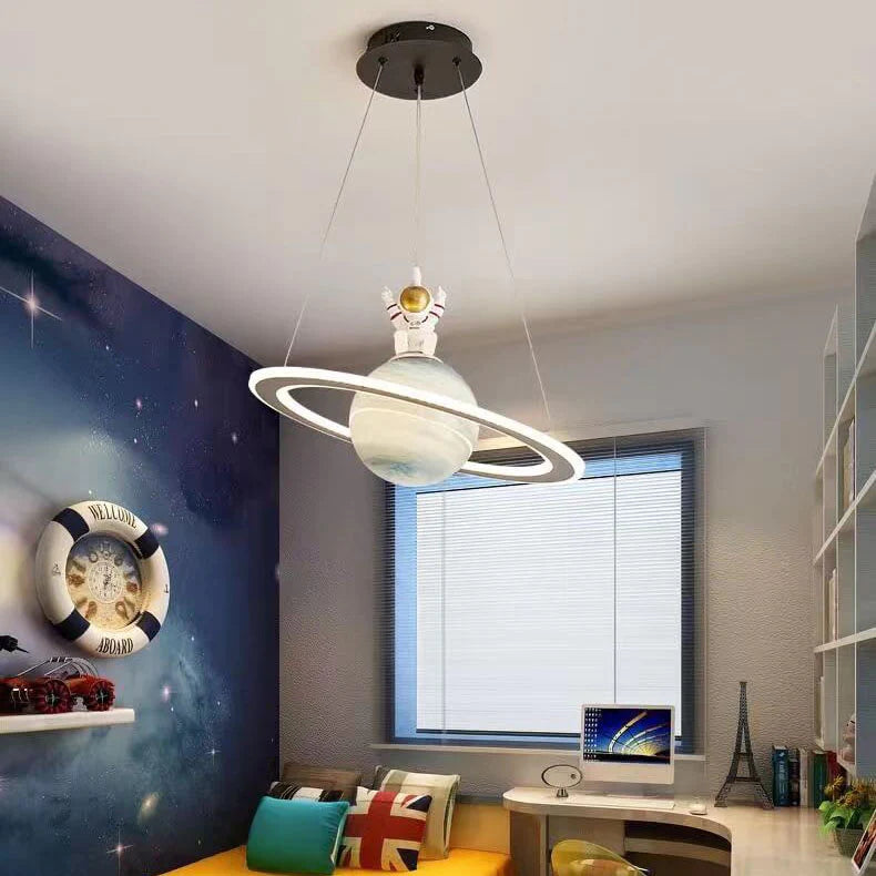 CosmoGlow Hanglamp – Kinderlamp met planeetdesign & energiezuinige LED-verlichting