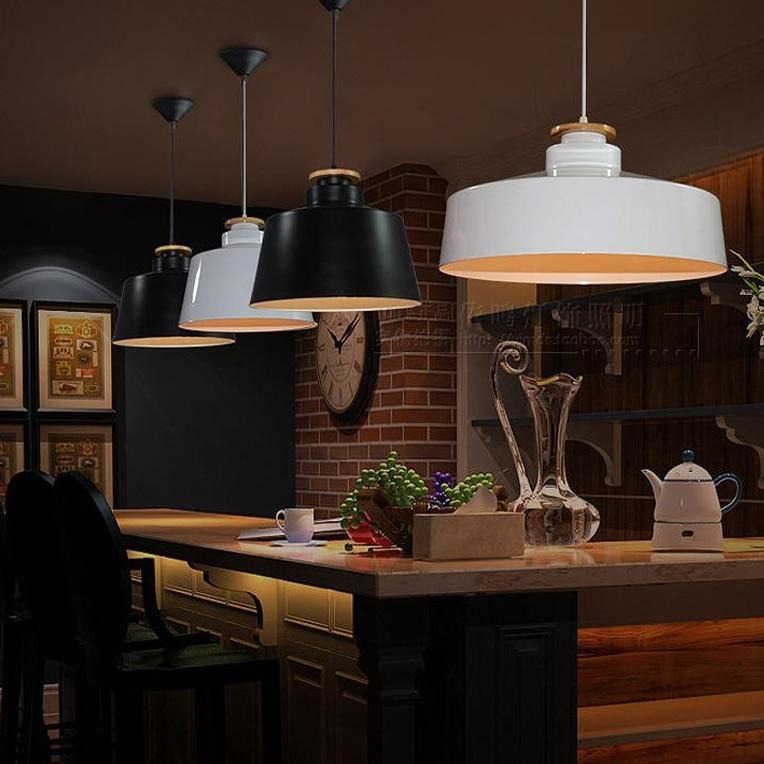 Solvéra Hanglamp – Metalen & Houten Design, Scandinavisch, Verstelbaar Snoer