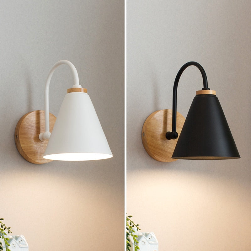 Ardello Wandlamp – Metaal & Hout met Boogvorm, Moderne Bedleeslamp