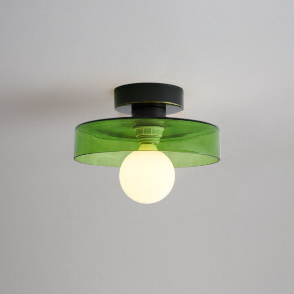 Maisoné Plafondlamp – Bauhaus Design met Glazen Kap & Luxe Messing Afwerking