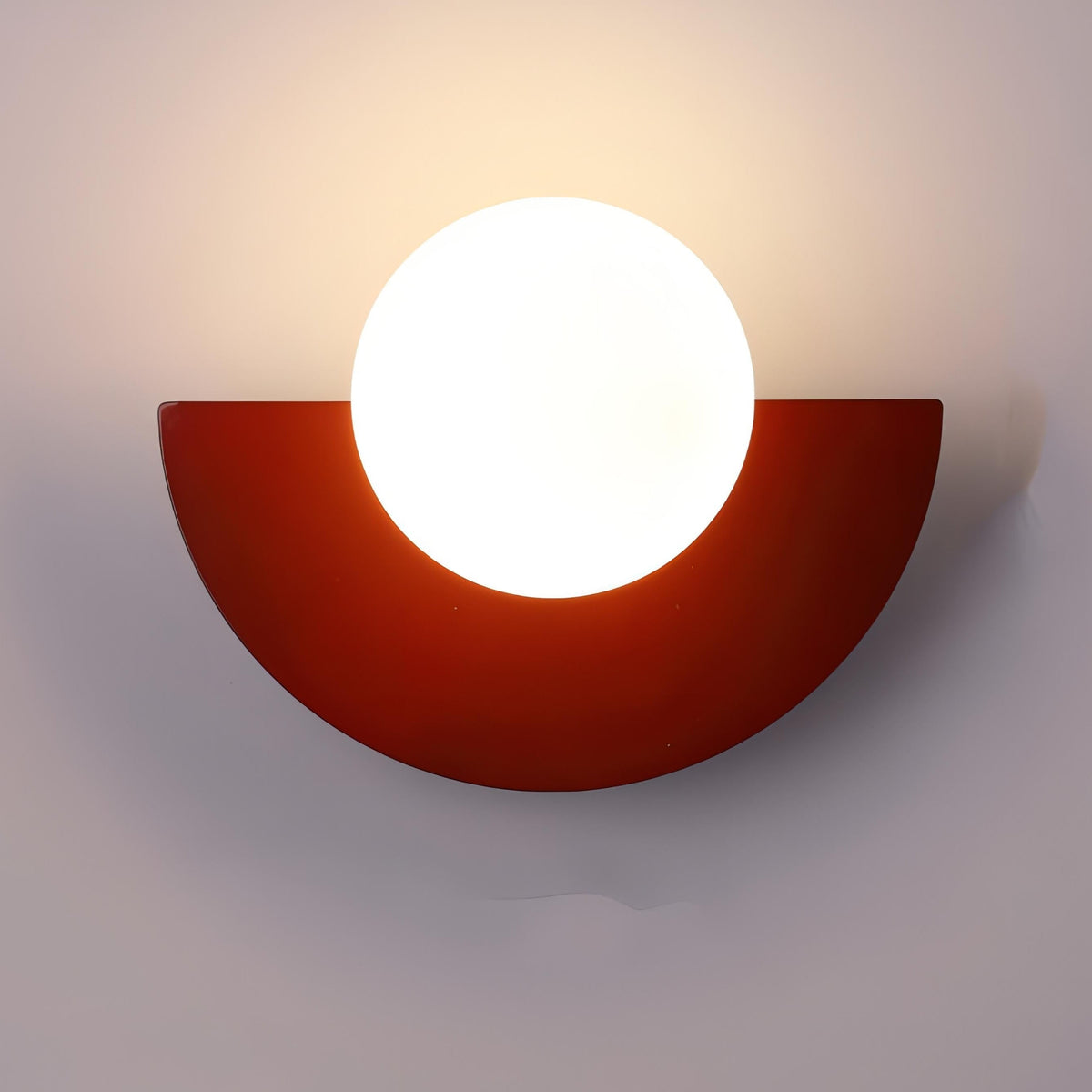 Arctiq Wandlamp – Scandinavisch Halfrond Design met Warme Geïntegreerde LED-Verlichting