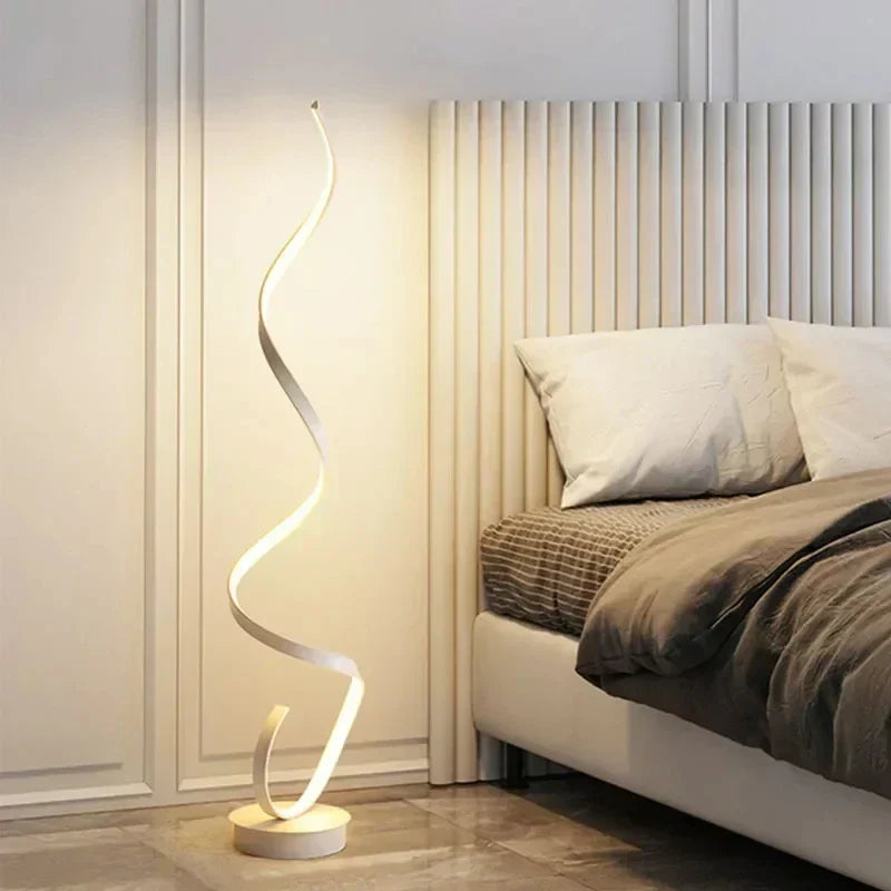 Lumora Spiraal Staande Lamp – Dimbare LED in Modern Design