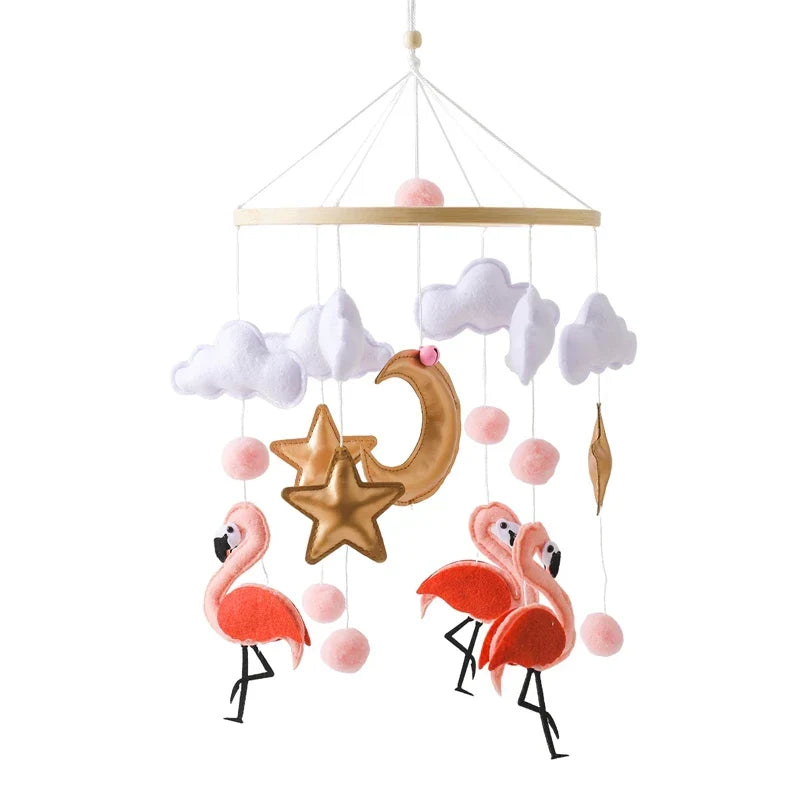 CuddleWood – Houten Baby Mobiel met Viltberen – Wiegdecoratie