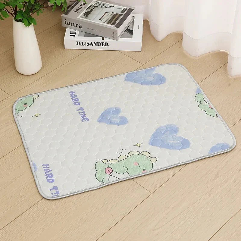FROSTFUR – Cooling Mat for Dogs & Cats with Ice-Silk Surface Vestragear