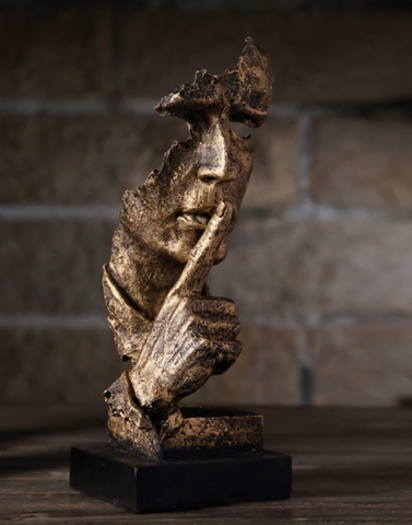 Abstracte Gouden Sculptuur "NordicLijn" – Moderne Scandinavische Decoratie Vestragear