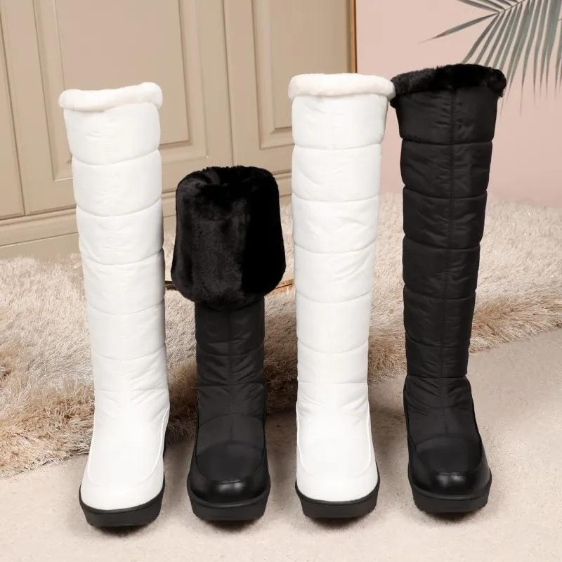 Solvéra Kniehoge Winterlaarzen Dames – Warm, Stijlvol & Met Bontvoering