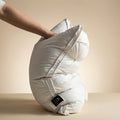 Ganzendons Kussen – 100% Donsvulling, Ademend & Vormvast Ontwerp (Copy) VestraGear