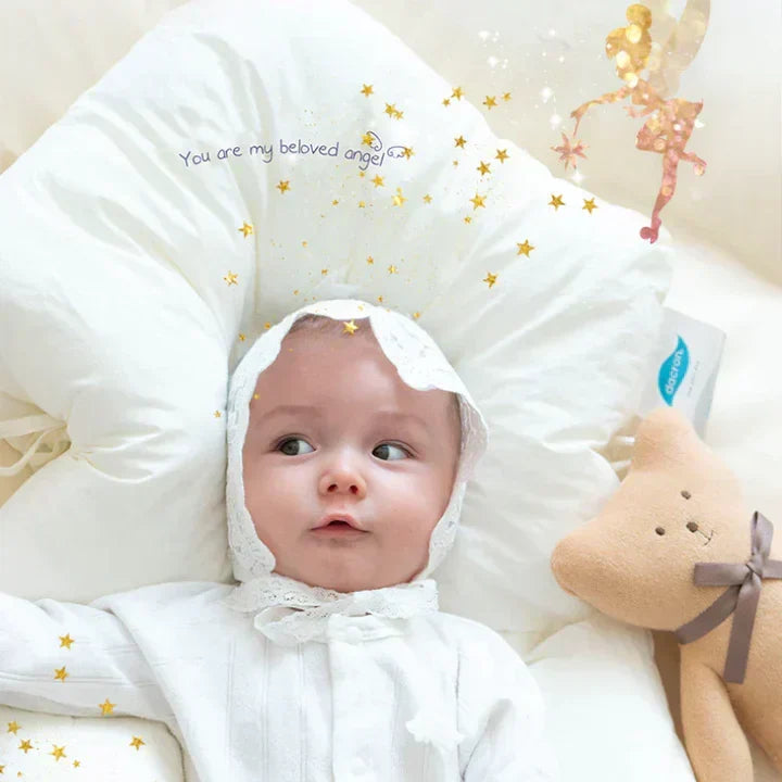 CuddlePure Babykussen – Antibacterieel Knuffelkussen met Ergonomisch Ontwerp en Zachte Stof