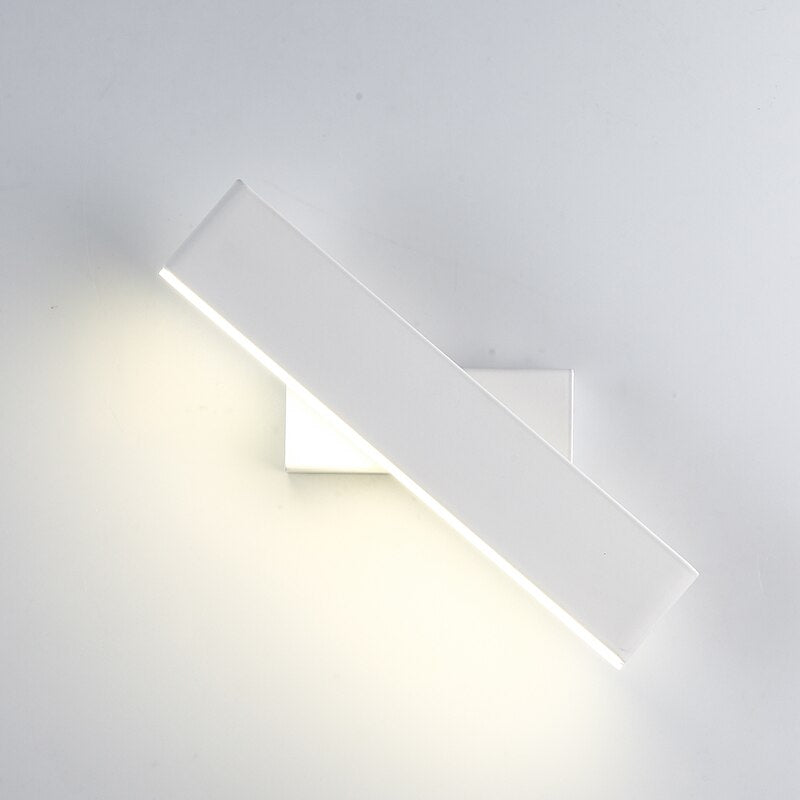 Rotaro Wandlamp – Modern Draaibaar Design met Slanke Vorm & Geïntegreerde LED-Verlichting